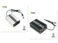 Φορητός σφραγισμένος φορτιστής μπαταριών μολύβδου όξινος, καθολικός 90~264Vac φορτιστής μπαταριών εισαγωγής SMF 12V 14.4V 14.7V 4A